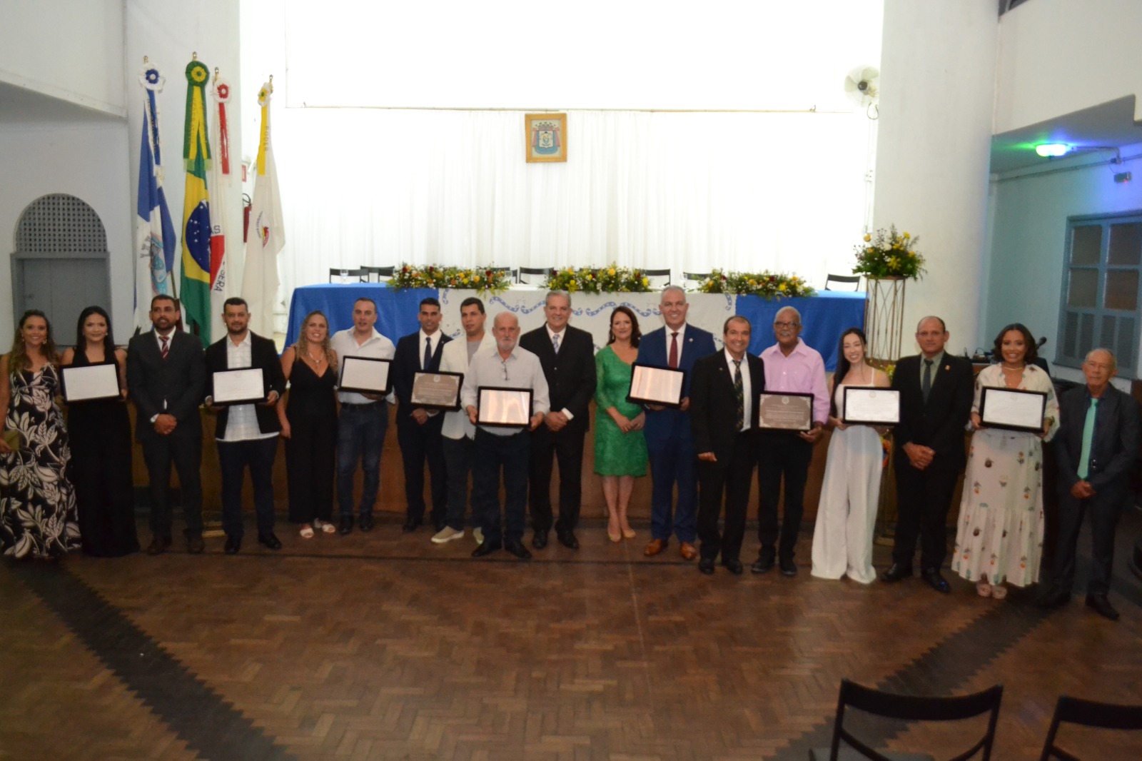 Câmara de São João Nepomuceno entrega Títulos de Cidadania Sãojoanense e Diplomas de Honra ao Mérito a personalidades que se destacam no Município